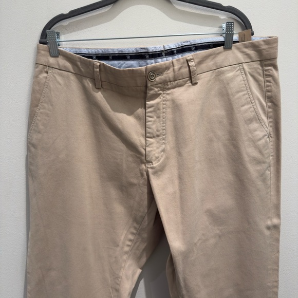 Massimo Dutti Khaki Chinos / Pants Casual Fit Size 38 Men’s - Picture 3 of 12